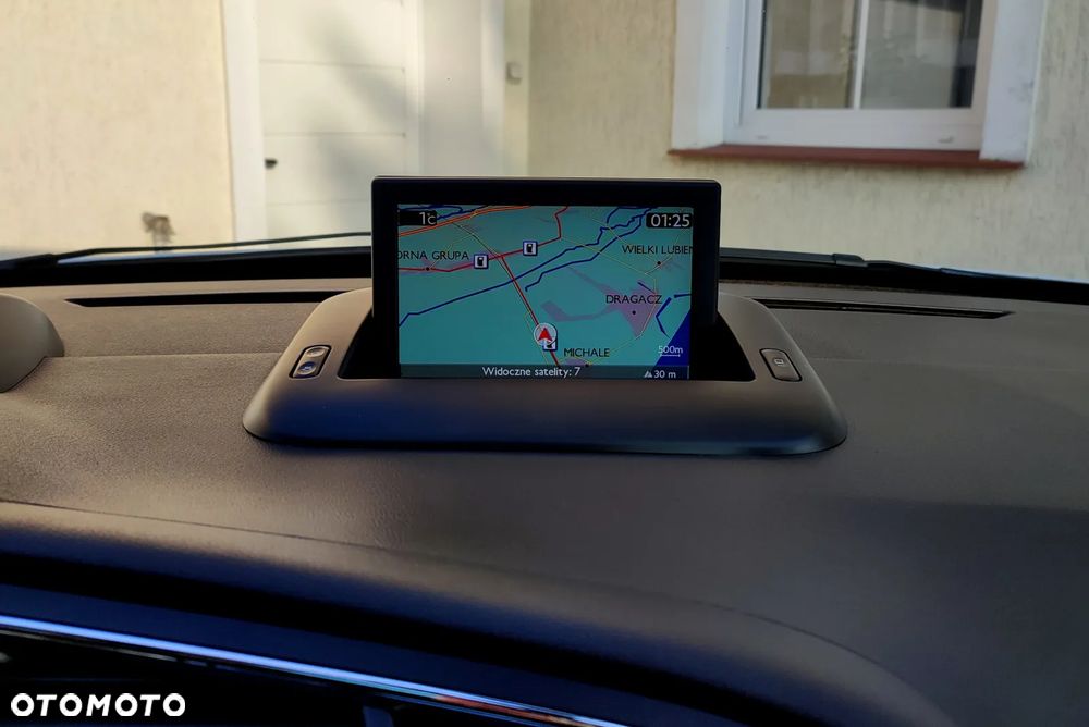 Peugeot 3008 BlueHDi 120 EAT6 Stop & Start Allure - 11