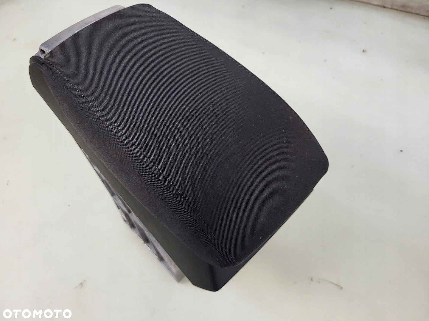 AUDI Q3 8U LIFT PODŁOKIETNIK SCHOWEK - 2