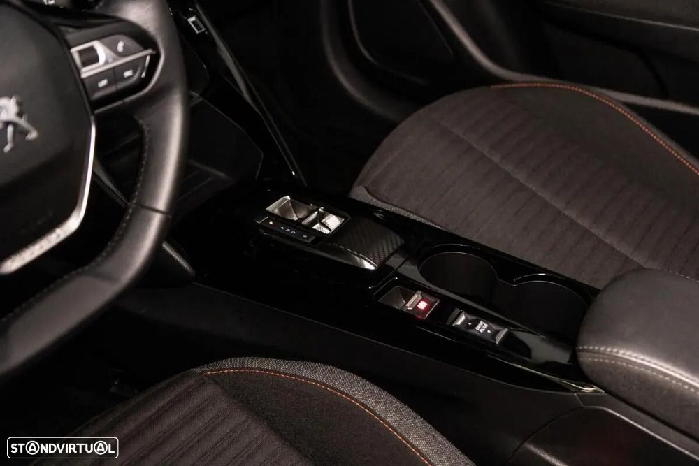 Peugeot e-208 50 kWh Active Pack - 29
