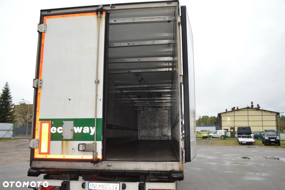 Schmitz Cargobull SKO 24/L - 12