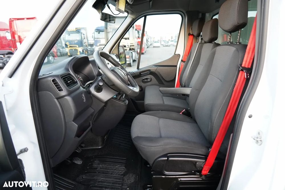 Renault MASTER / CONTAINER / LIFT - 750 KG / MTA: 3500 KG / 2023 / - 23