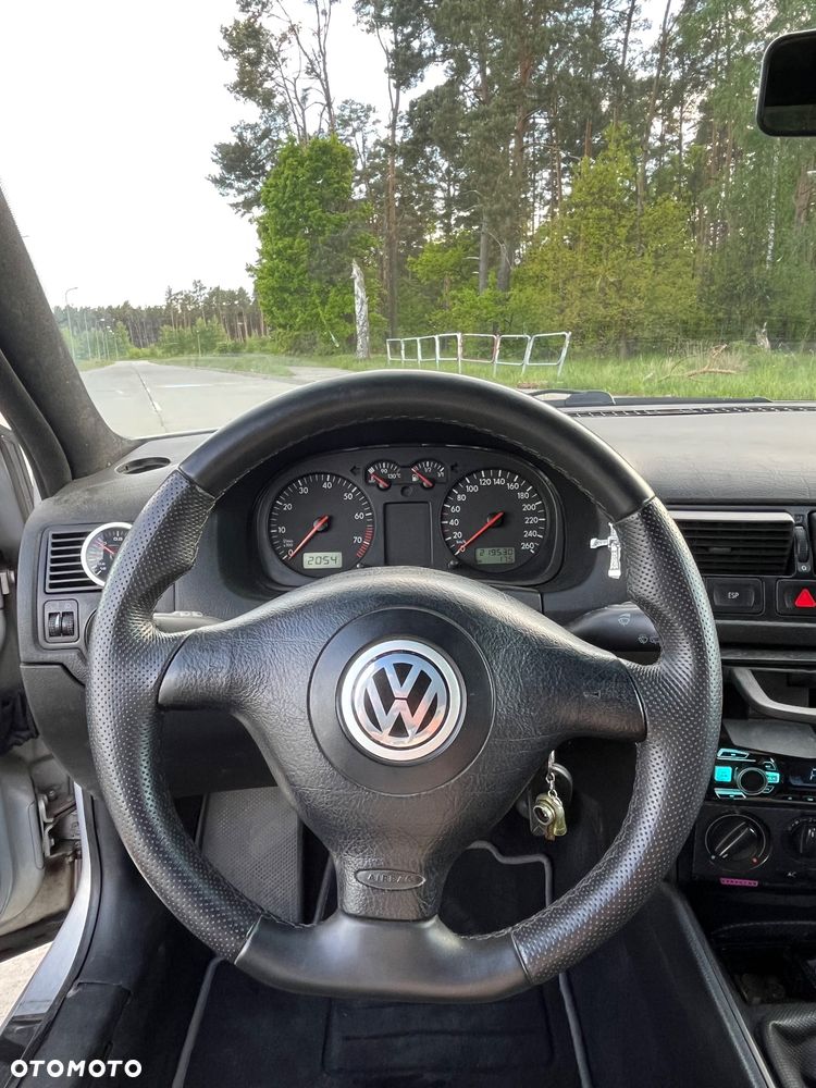 Volkswagen Golf 1.4 Comfortline - 14