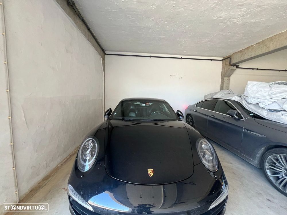 Porsche 911 Série F - 17