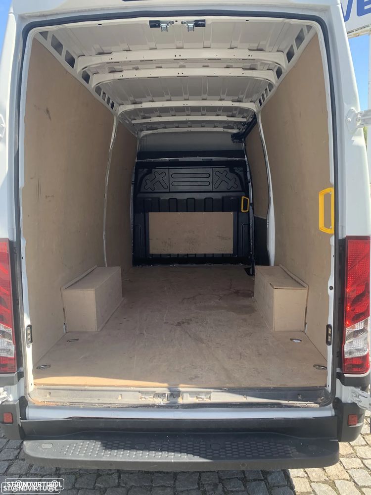 Iveco 35S16 12 M3 - 9