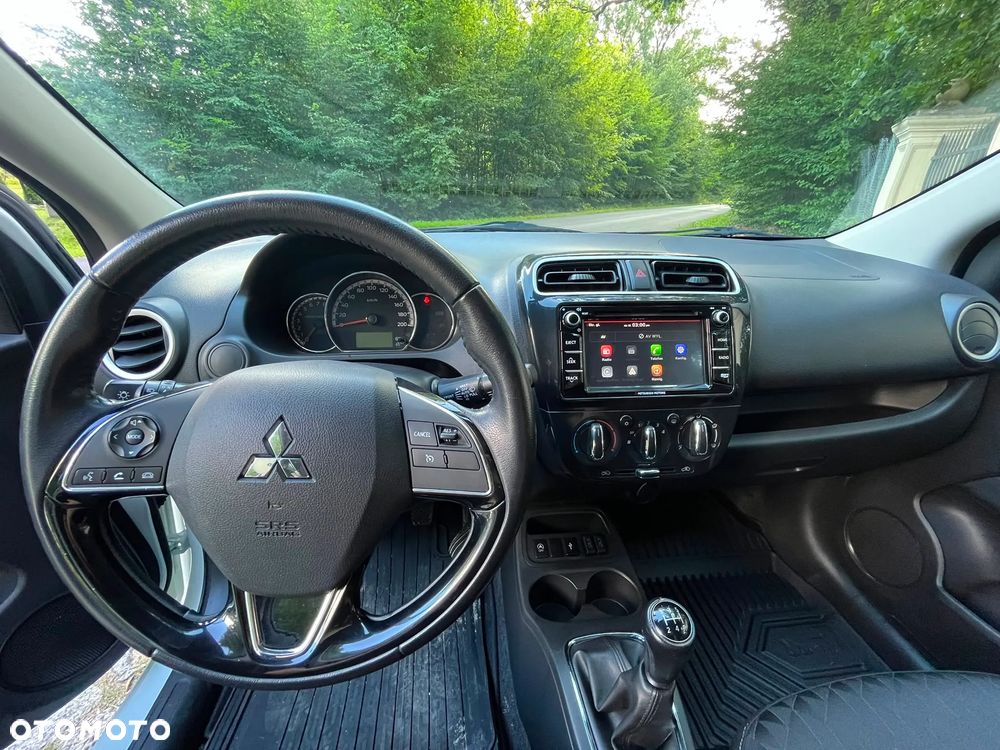 Mitsubishi Space Star 1.2 AS&G Invite - 11