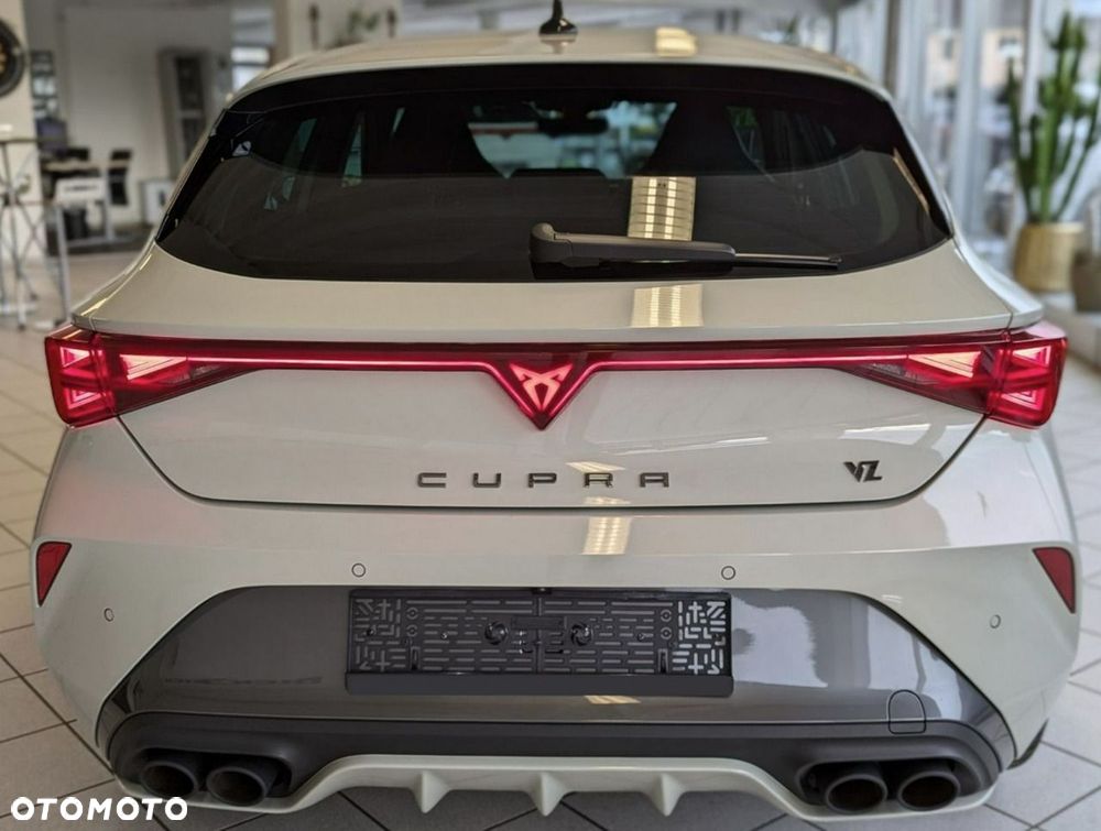 Cupra Leon 2.0 TSI VZ DSG - 5