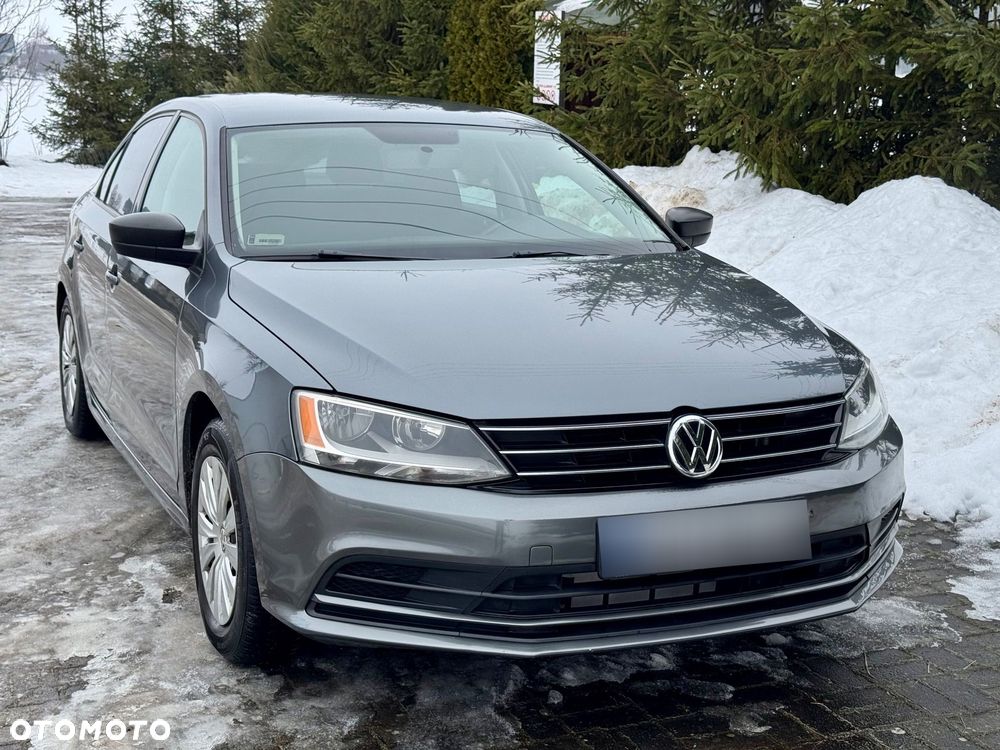 Volkswagen Jetta 2.0 Base - 1