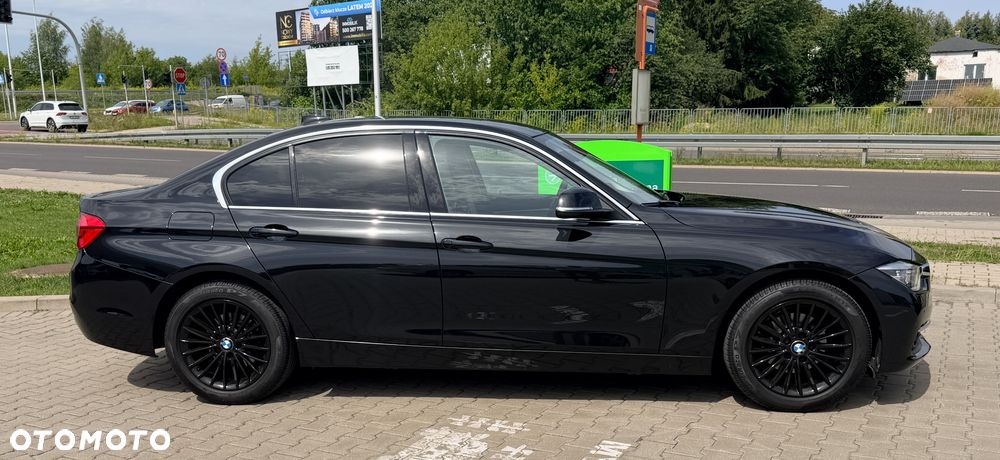 BMW Seria 3 320i GPF Luxury Line Purity sport - 6