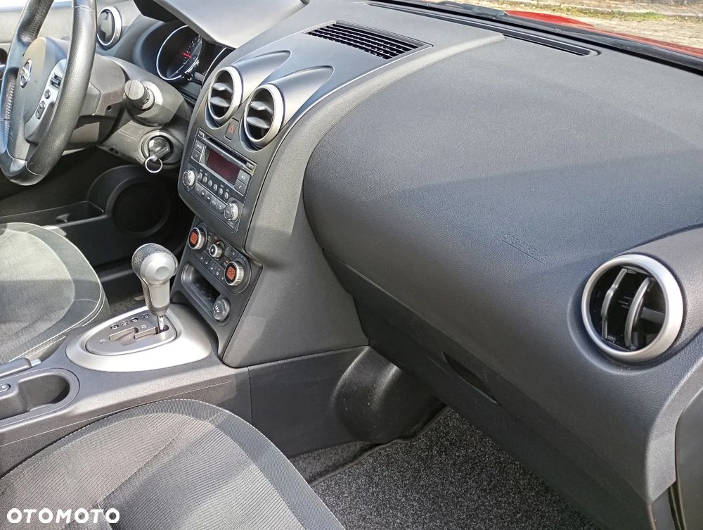 Nissan Qashqai 2.0 I-Way CVT - 13