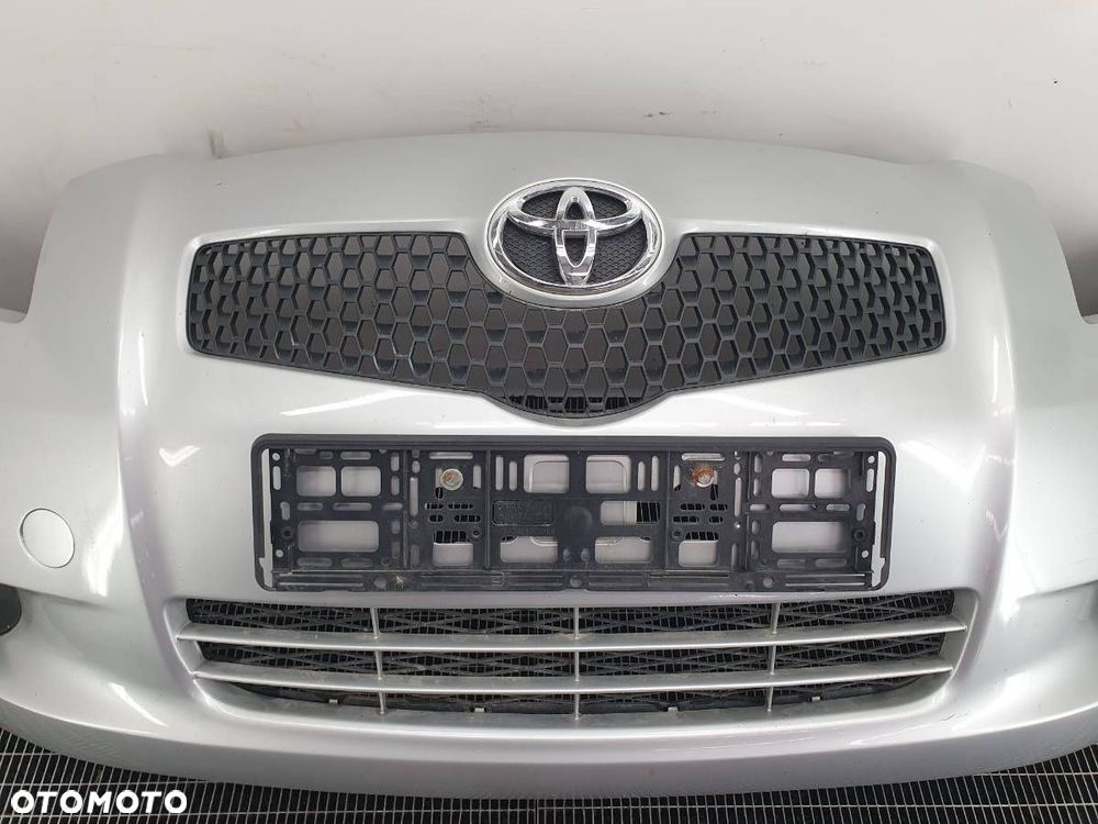 ZDERZAK PRZÓD PRZEDNI TOYOTA YARIS II KOMPLETNY 2006 EU - 6