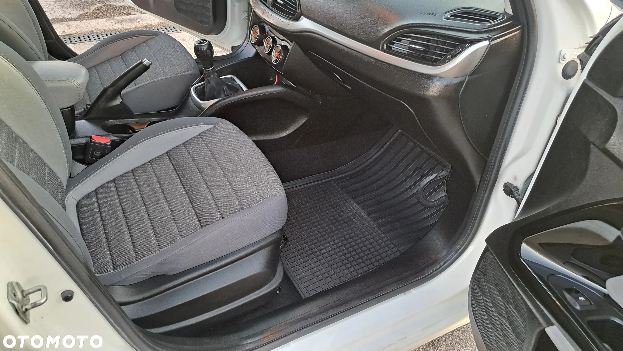 Fiat Tipo 1.3 MultiJet City Life - 27
