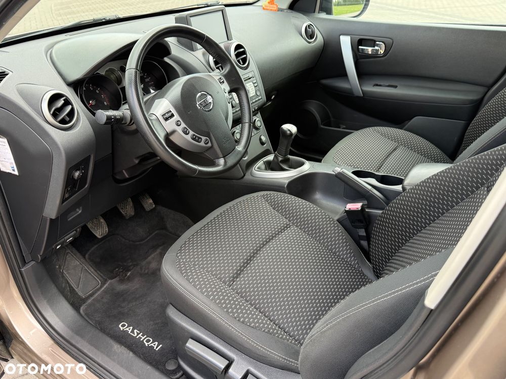 Nissan Qashqai - 30
