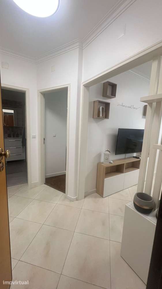 Apartamento T1 na Avenida da Liberdade, Queluz - Grande imagem: 3/18