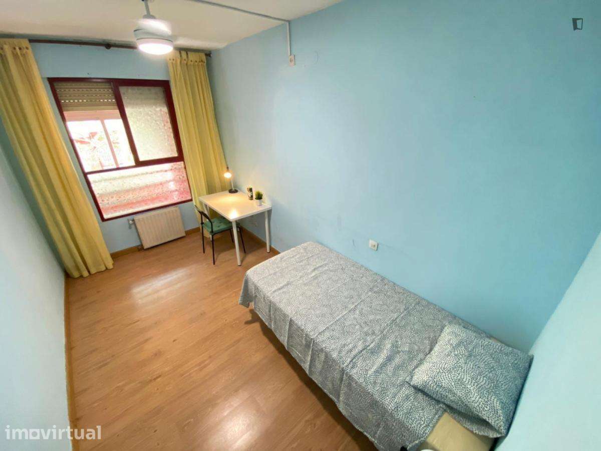 Quarto - localizado em Arroios Lisbon - Grande imagem: 4/12