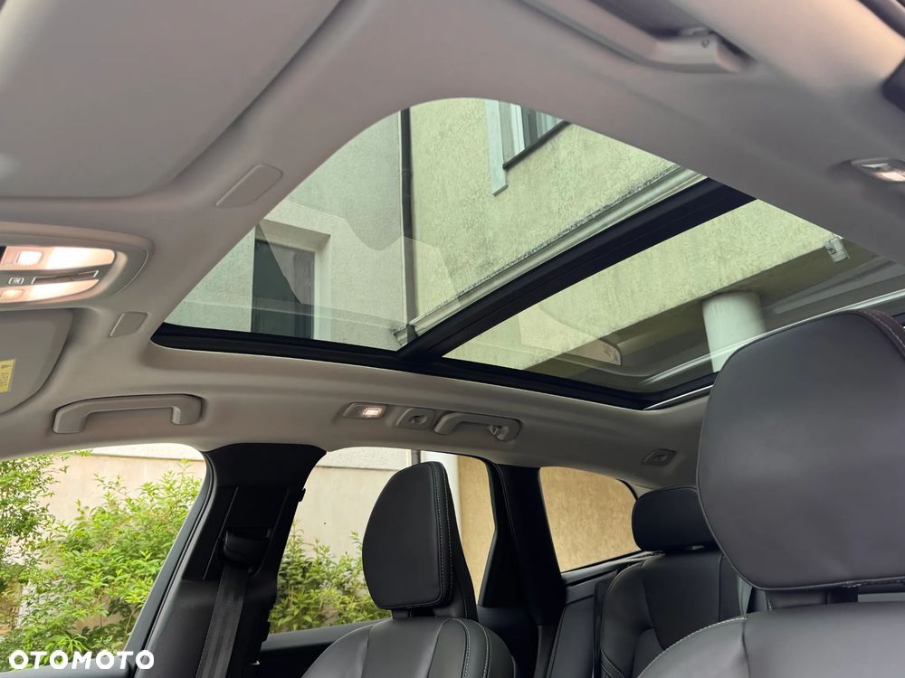 Volvo XC 60 B5 B AWD Plus Bright - 17