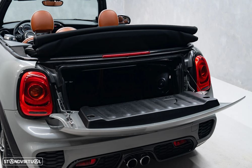 MINI Cabrio Cooper SD Auto - 15