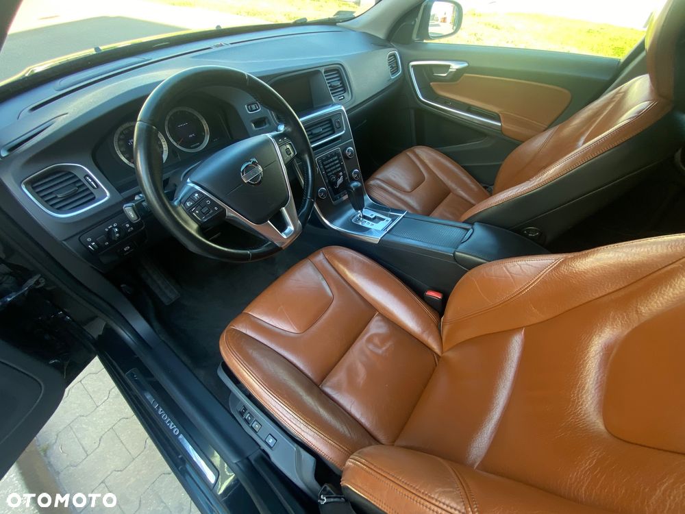 Volvo V60 - 10