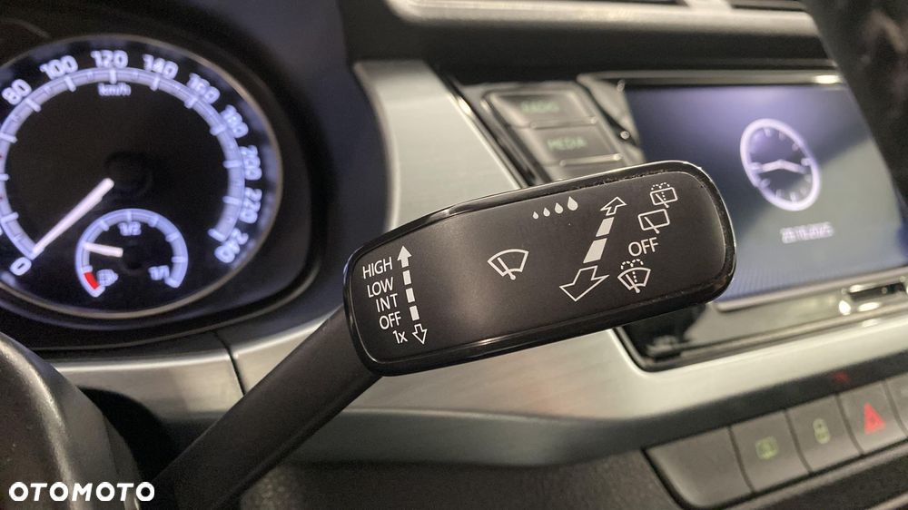 Skoda Fabia 1.0 TSI Ambition - 24