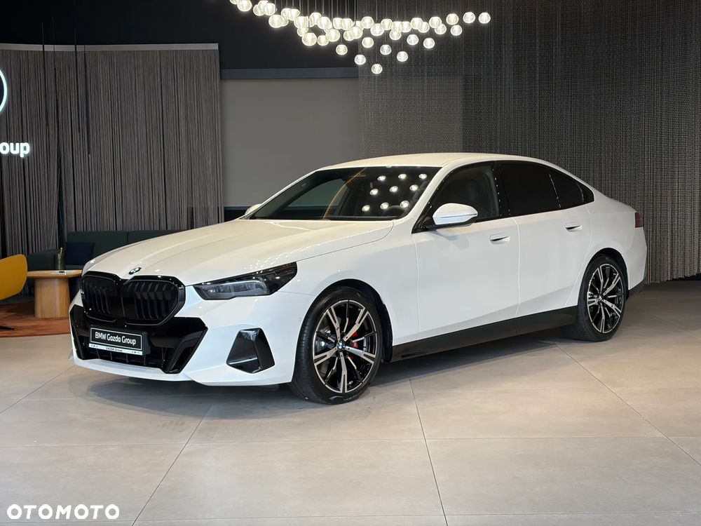 BMW Seria 5 520d mHEV M Sport - 4