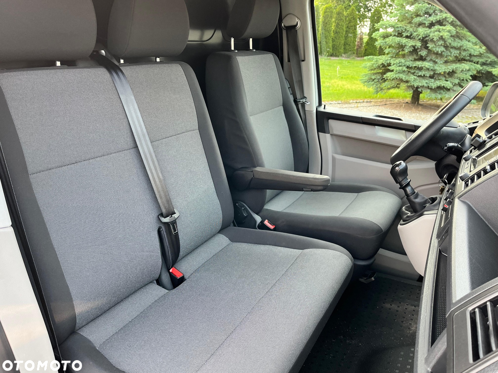 Volkswagen Transporter - 16