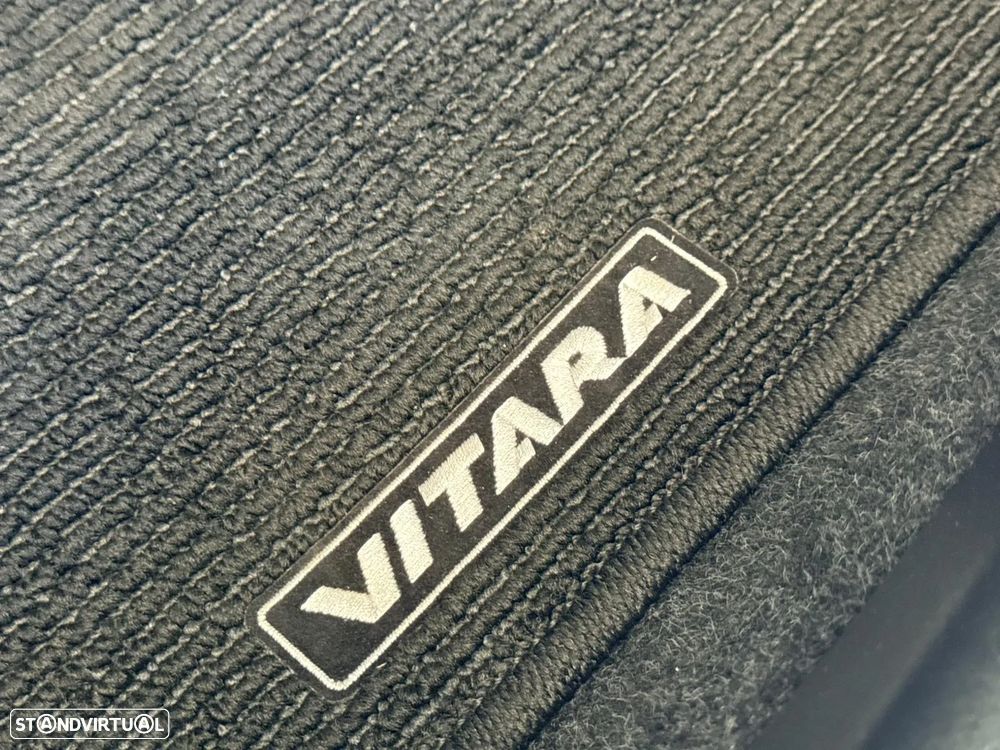 Suzuki Vitara 1.5L AGS GLX 4WD Strong Hybrid - 35