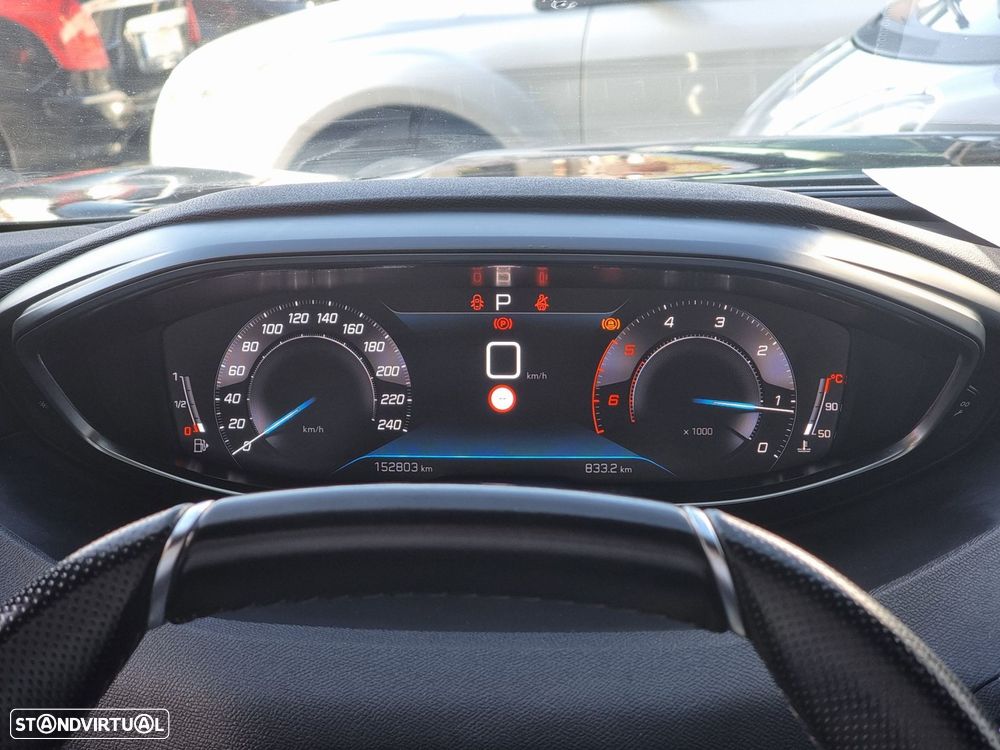 Peugeot 3008 1.5 BlueHDi GT Pack EAT8 - 29