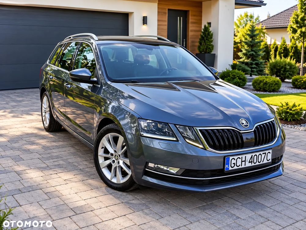 Skoda Octavia 2.0 TDI DSG Style - 1