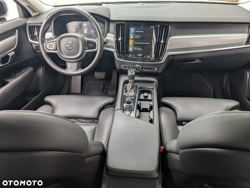 Volvo S90 - 4