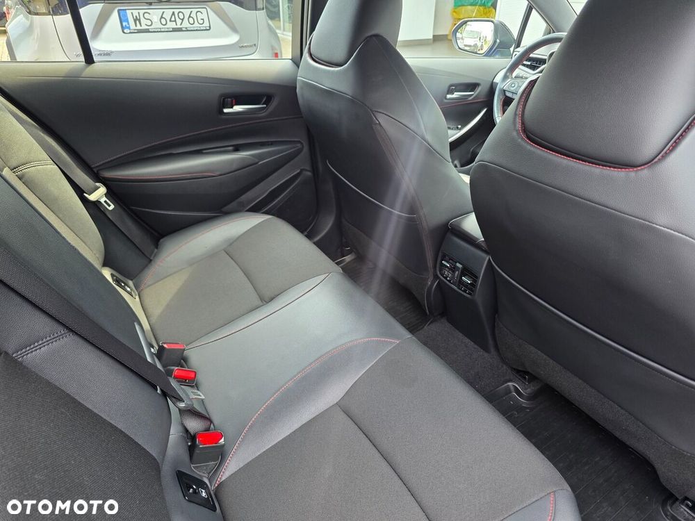 Toyota Corolla 1.8 Hybrid GR Sport - 33
