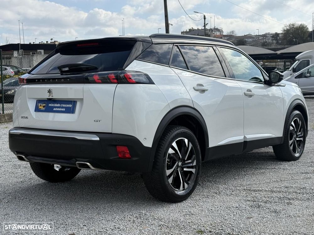 Peugeot 2008 1.2 PureTech GT EAT8 - 11