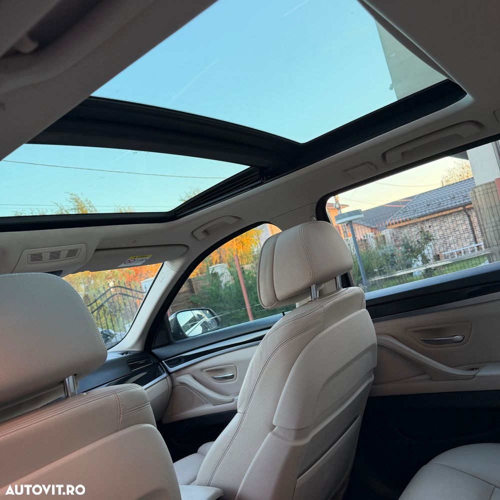 BMW Seria 5 520d Touring Aut. - 11
