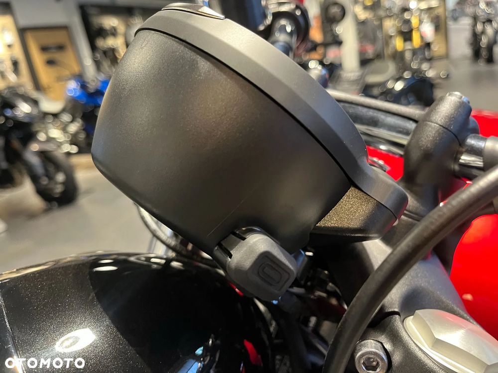 Triumph Speedmaster - 6