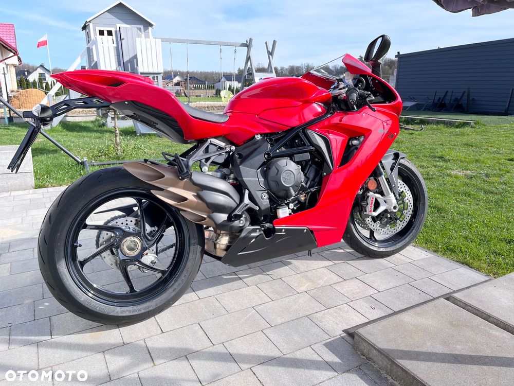 MV AGUSTA F3 - 2