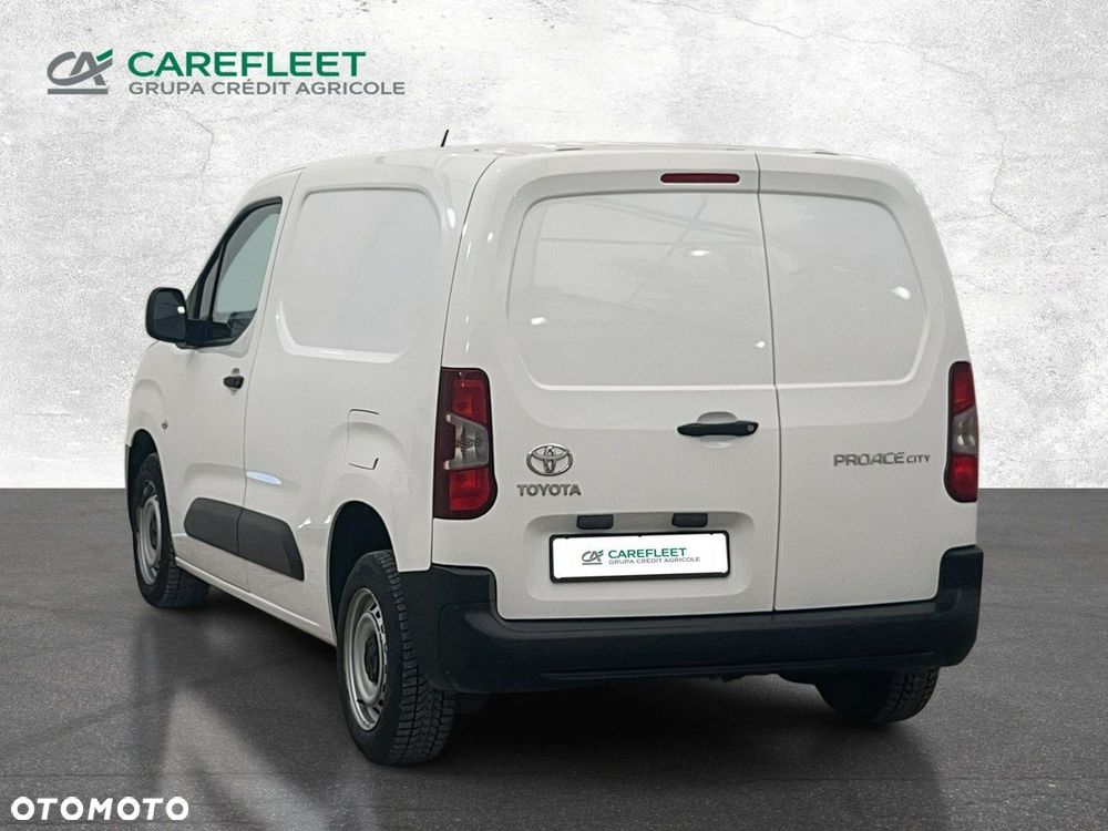 Toyota Proace City - 7