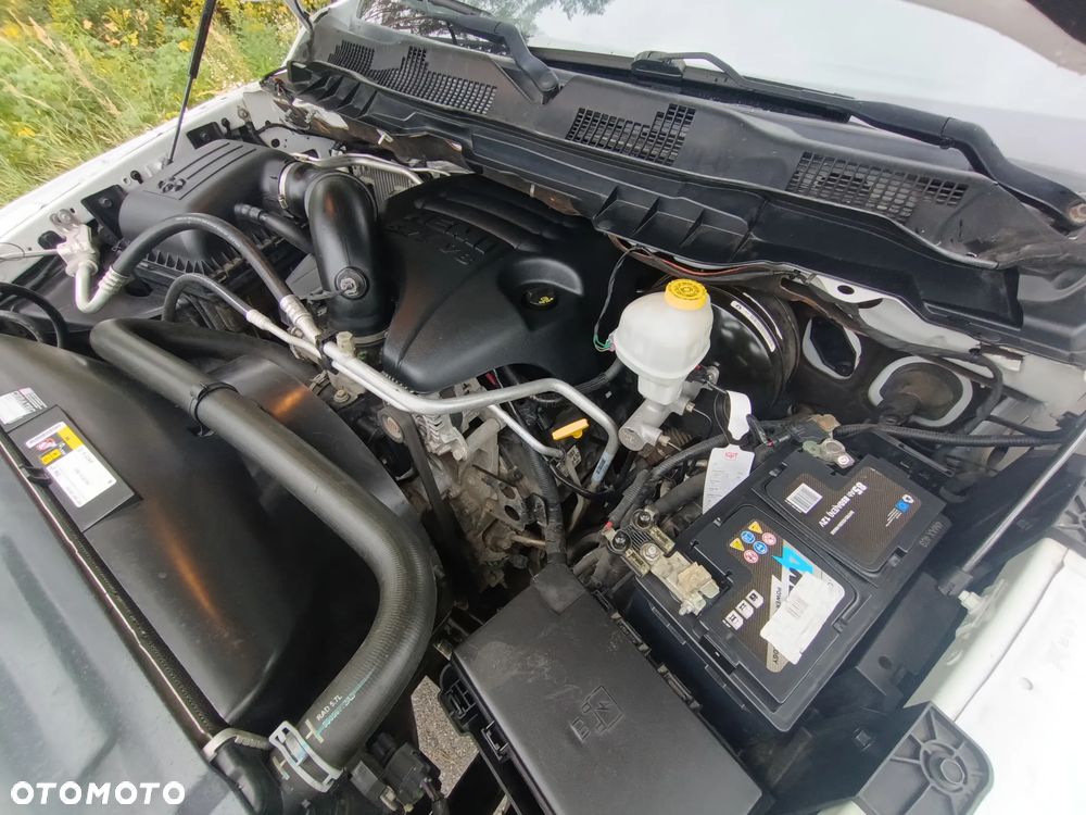 RAM 1500 - 19