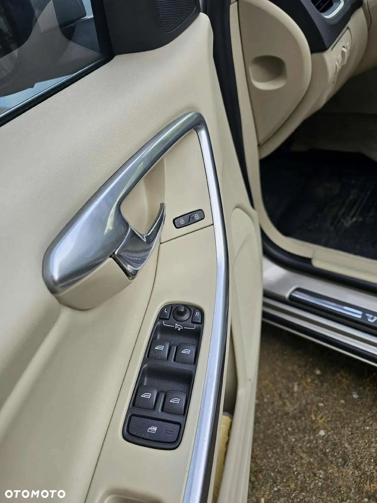 Volvo S60 2.5 T5 AWD - 2