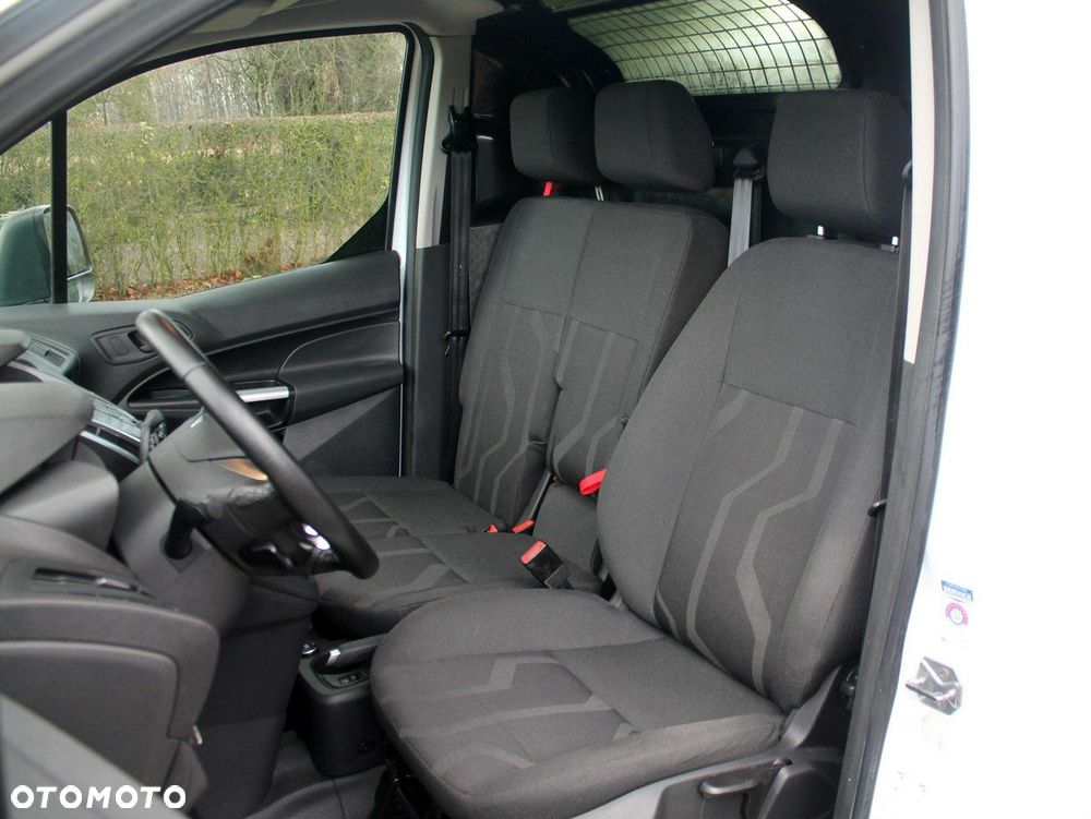 Ford Transit Connect - 17