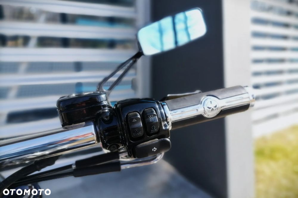 Harley-Davidson Dyna Fat Bob - 13