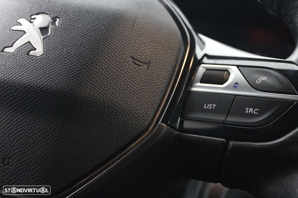 Peugeot 208 1.2 PureTech Active Pack - 13