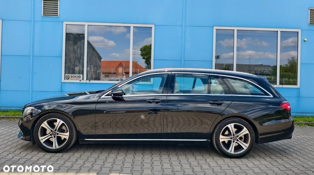 Mercedes-Benz Klasa E 300 d 9G-TRONIC Avantgarde - 3