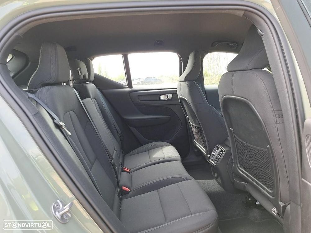 Volvo XC 40 Recharge Extended Range Plus - 9