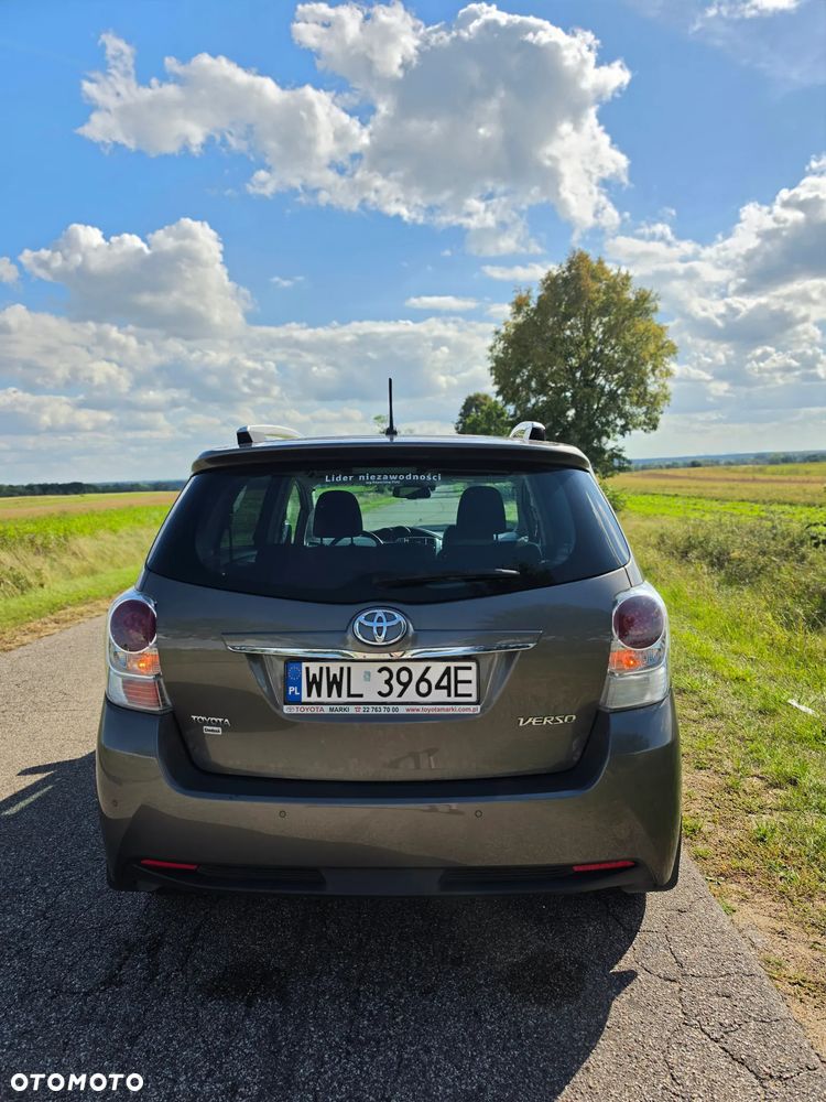 Toyota Verso 1.8 Prestige EU6 - 3