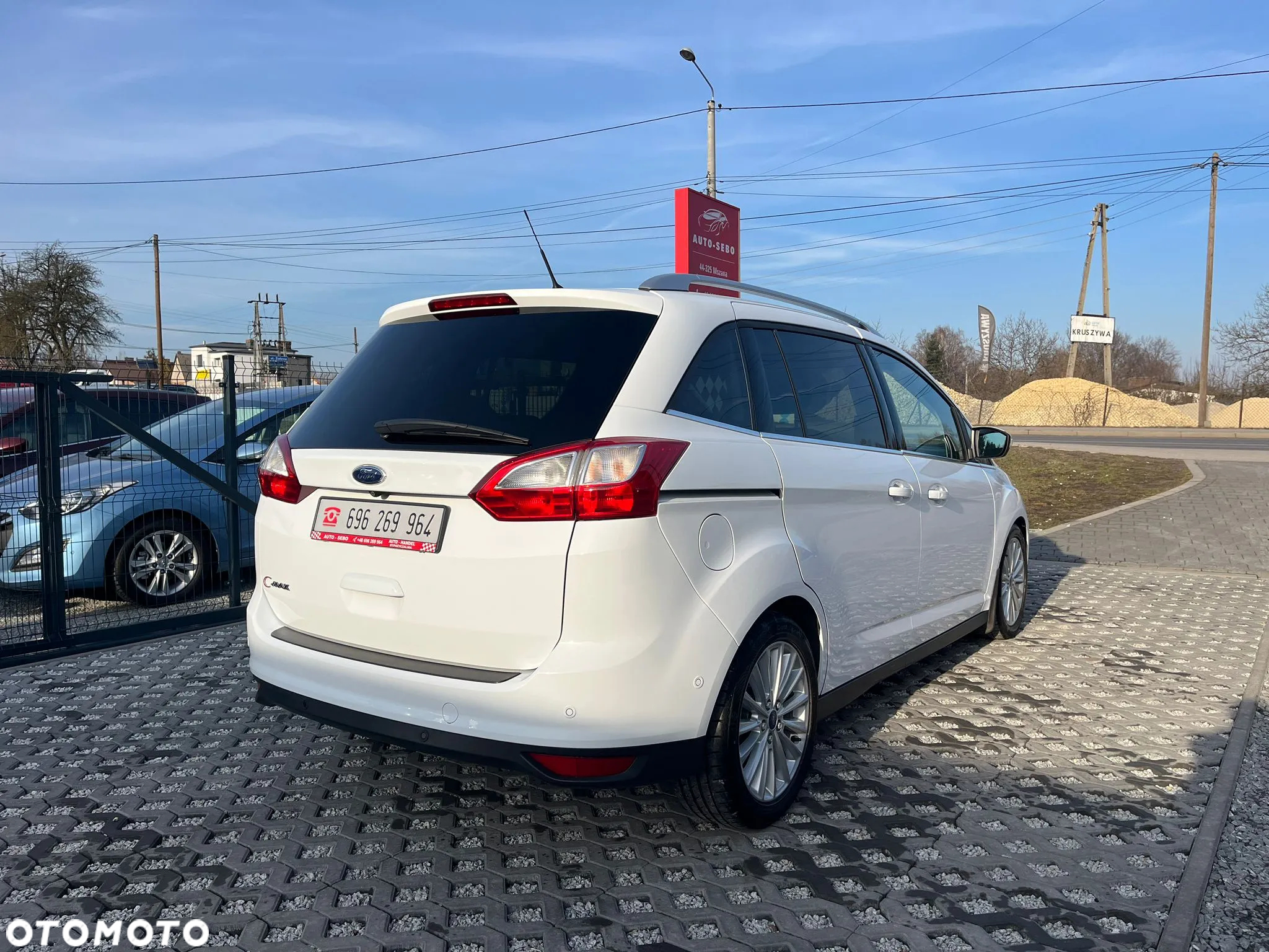Ford Grand C-MAX 1.5 TDCi Start-Stopp-System Titanium - 16