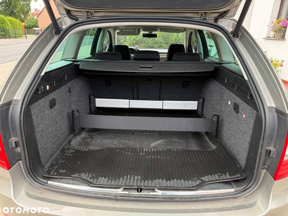 Skoda Superb 2.0 TDI Green tec DSG L&K - 20