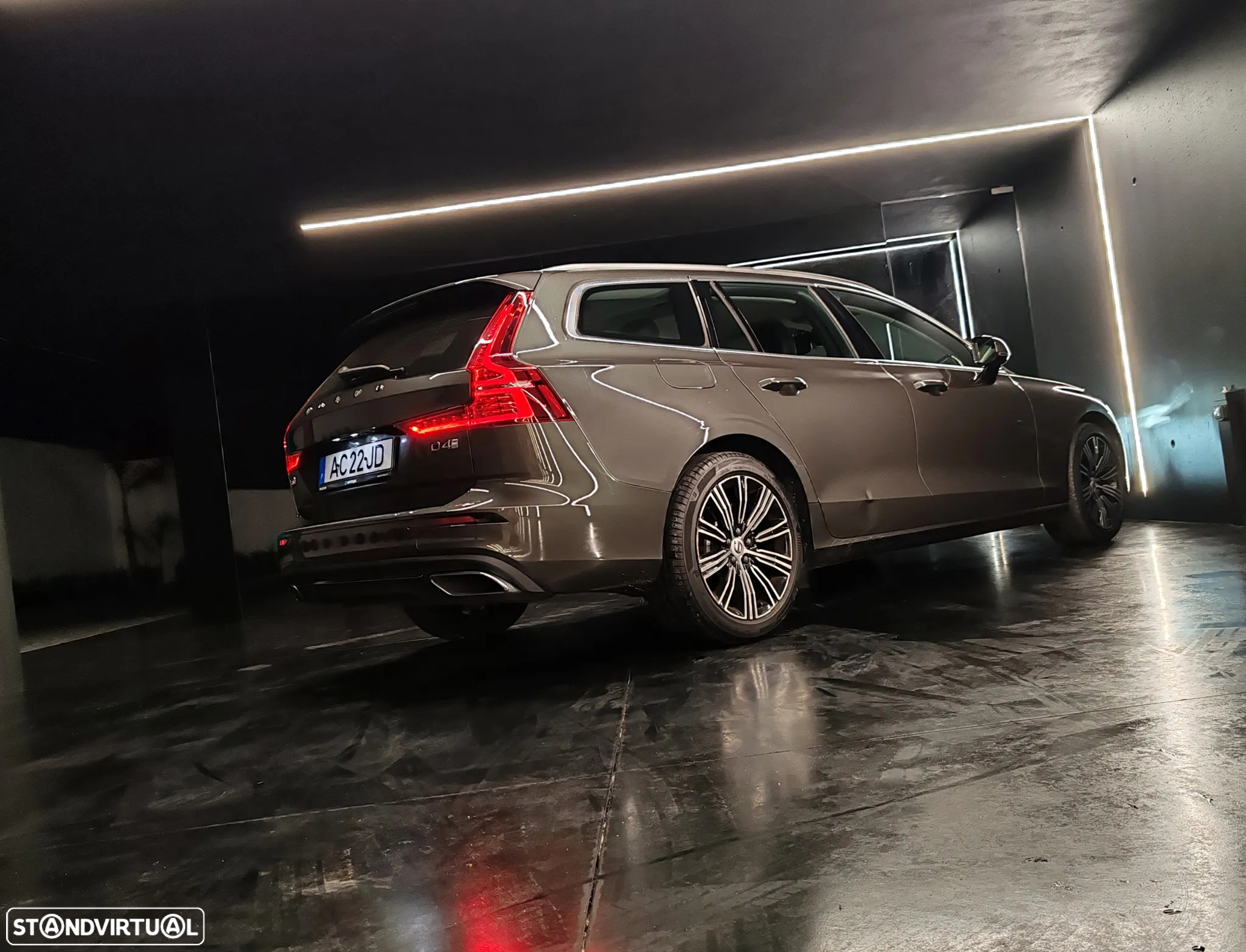 Volvo V60 2.0 D4 Inscription Geartronic - 5