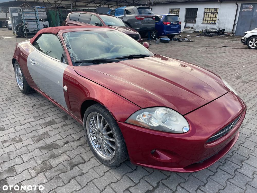 Jaguar XK 4.2 - 6
