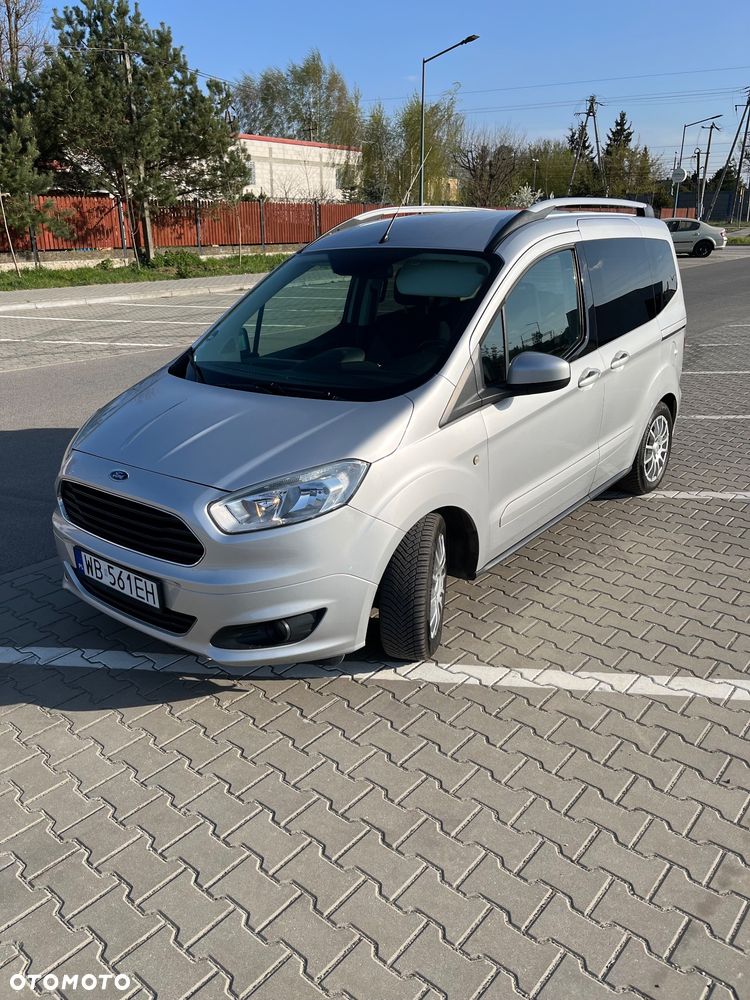 Ford Tourneo Courier 1.0 EcoBoost Titanium - 2