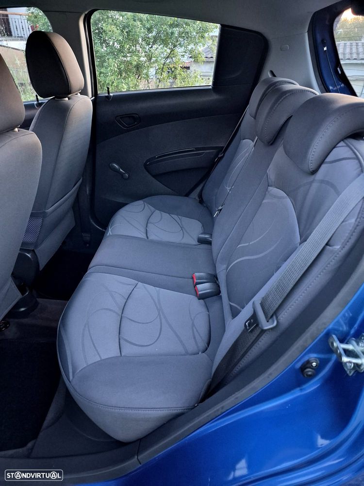 Chevrolet Spark 1.0 - 19