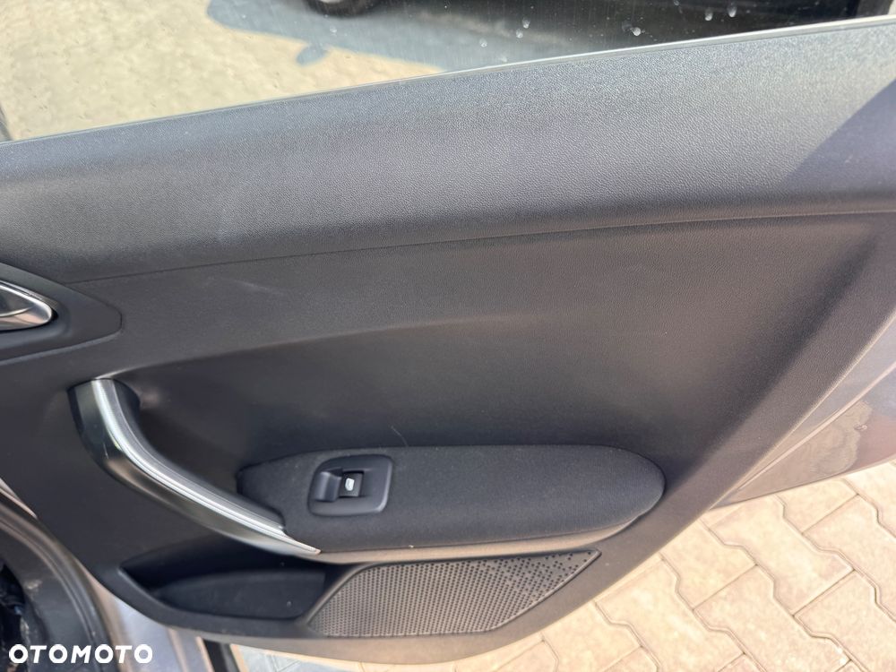 Peugeot 2008 1.2 Pure Tech Allure S&S - 14