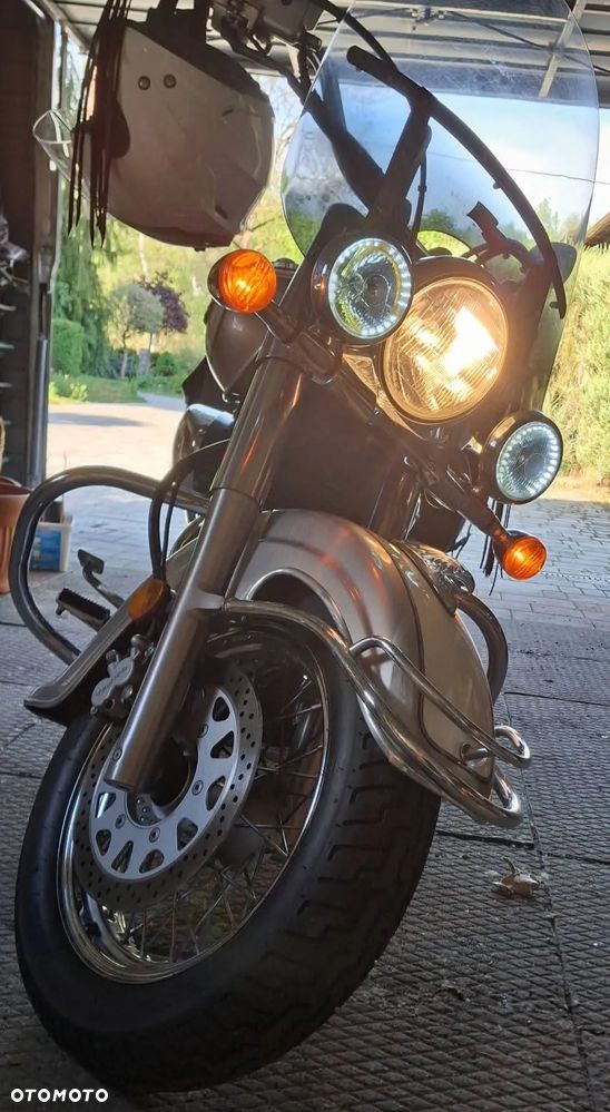Suzuki VL 800 Volusia - 3